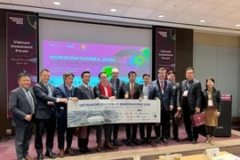 The Vietnamese delegation to the SEMICON Korea 2025 in Seoul (Photo: VNA)