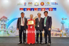 Representatives from the Mekong Delta province of Tra Vinh at the awarding ceremony (Photo: baotravinh.vn)