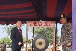 Vietnamese Ambassador to India Nguyen Thanh Hai and General Officer Commanding (GOC) of the Kharga Corps Lt Gen Rajesh Pushkar launch the VINBAX 2024. (Photo: VNA)